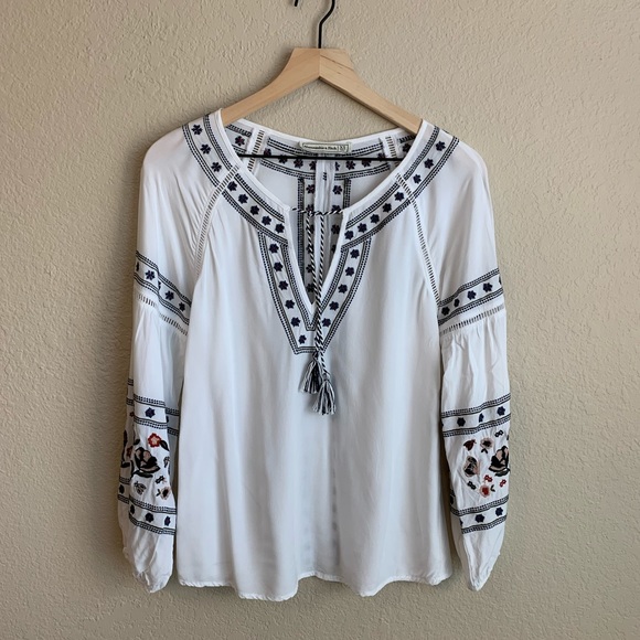 Abercrombie & Fitch Tops - Abercrombie & Fitch Embroidered Rayon Peasant Top